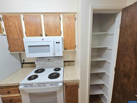 950 Evergreen #207 Road Woodburn OR 97071