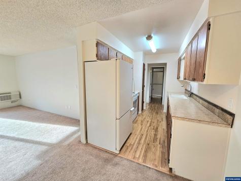 950 Evergreen #207 Road Woodburn OR 97071