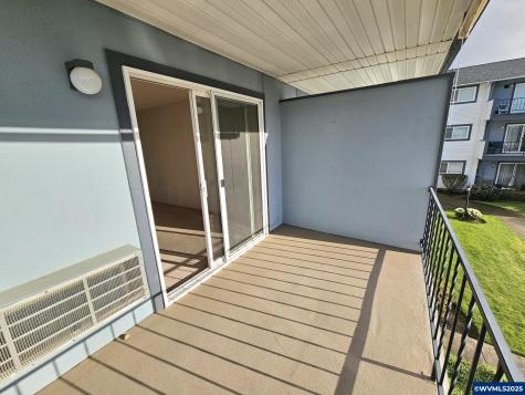 950 Evergreen #207 Road Woodburn OR 97071