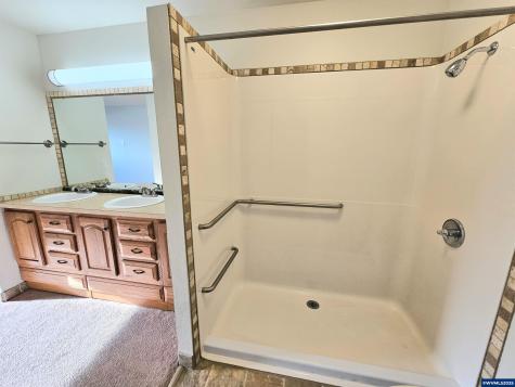 950 Evergreen #207 Road Woodburn OR 97071