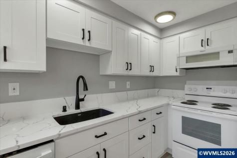 3808 3rd Avenue N Keizer OR 97303