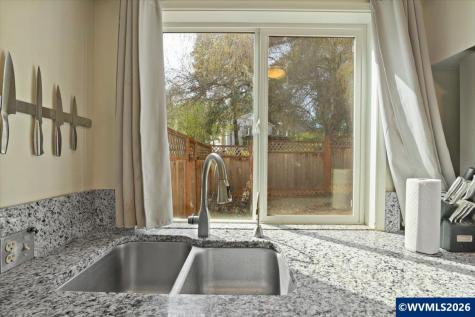 1450 SW Bridlewood (#1) Drive Dallas OR 97338