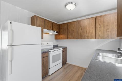 2555 SW Pickford #B Street Corvallis OR 97333