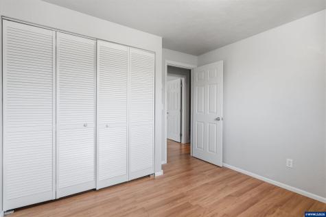 2555 SW Pickford #B Street Corvallis OR 97333