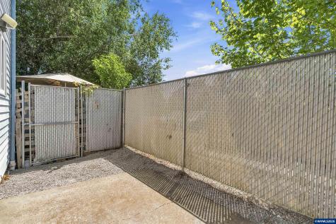 2555 SW Pickford #B Street Corvallis OR 97333
