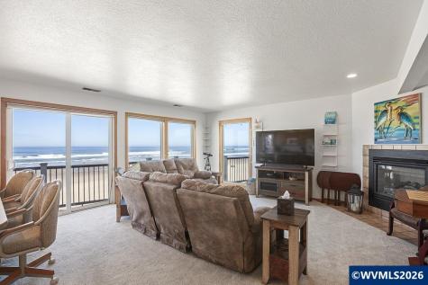 241 SW Ebb Avenue Lincoln City OR 97367