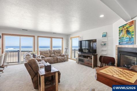 241 SW Ebb Avenue Lincoln City OR 97367