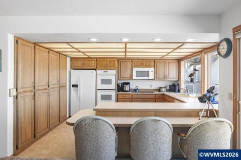 241 SW Ebb Avenue Lincoln City OR 97367