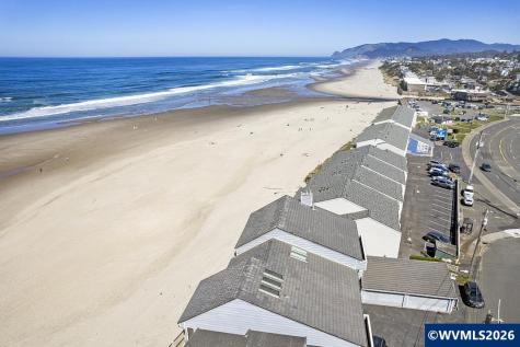 241 SW Ebb Avenue Lincoln City OR 97367