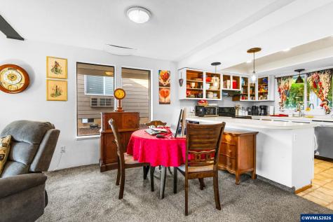 350 NE Evergreen #4 Court Dallas OR 97338