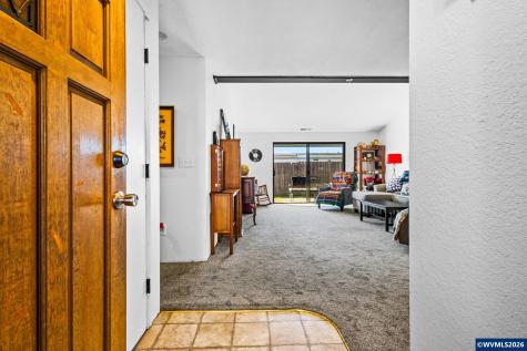 350 NE Evergreen #4 Court Dallas OR 97338