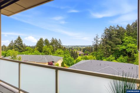 938 Sahalee Court SE Salem OR 97306