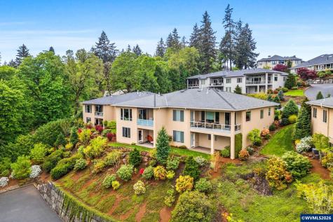 938 Sahalee Court SE Salem OR 97306