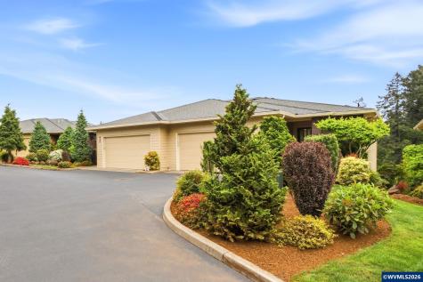 938 Sahalee Court SE Salem OR 97306