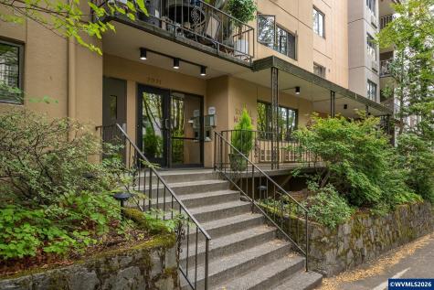2021 SW Main #32 Street Portland OR 97205