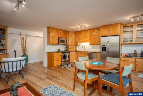 2021 SW Main #32 Street Portland OR 97205