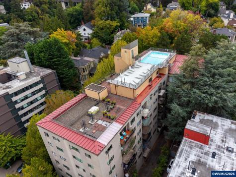 2021 SW Main #32 Street Portland OR 97205
