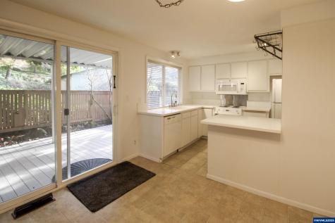 1035 Chestnut Street NW Salem OR 97304