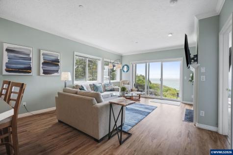 1113 N Highway 101 #1 Depoe Bay OR 97341