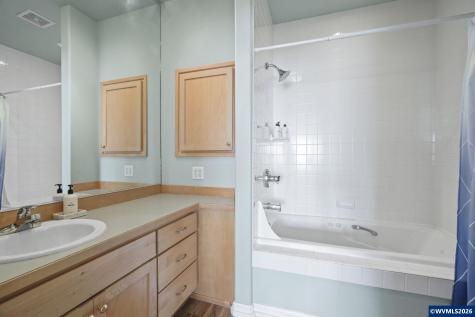 1113 N Highway 101 #1 Depoe Bay OR 97341