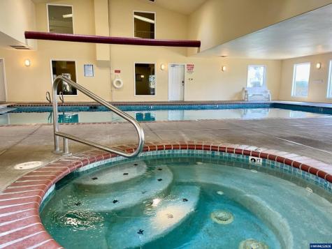 1113 N Highway 101 #1 Depoe Bay OR 97341