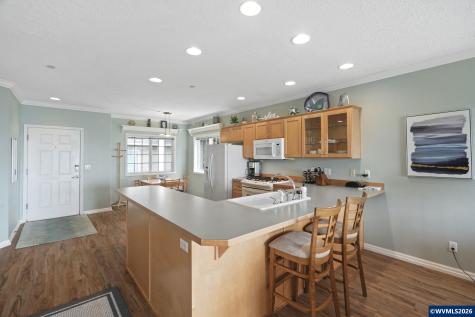 1113 N Highway 101 #1 Depoe Bay OR 97341
