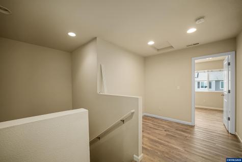 5725 Joynak Street S Salem OR 97306
