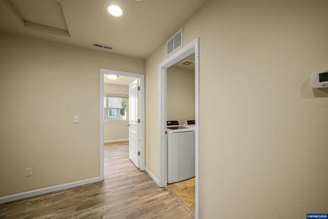 5725 Joynak Street S Salem OR 97306