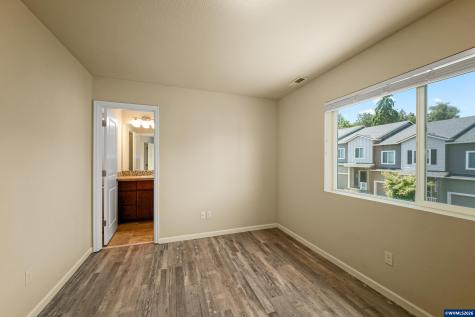 5725 Joynak Street S Salem OR 97306