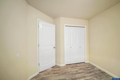 5725 Joynak Street S Salem OR 97306