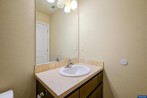 5725 Joynak Street S Salem OR 97306