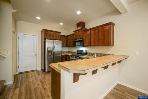 5725 Joynak Street S Salem OR 97306