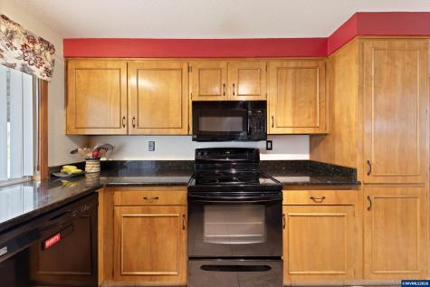 1044 Chestnut Street NW Salem OR 97304