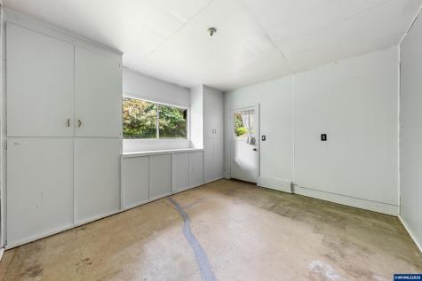 1044 Chestnut Street NW Salem OR 97304