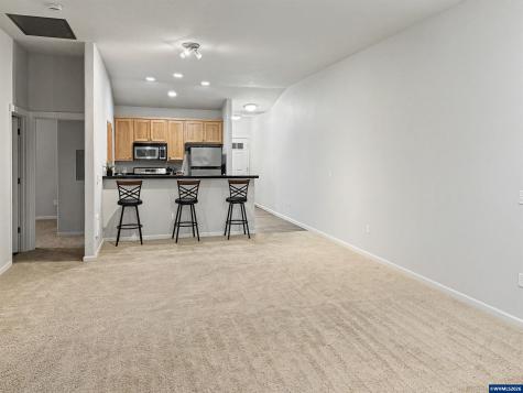6298 SW Grand Oaks #I302 Drive Corvallis OR 97333