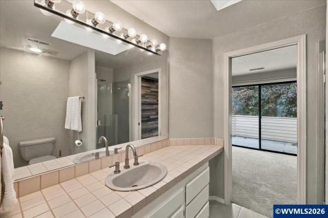 1905 Spicetree Lane SE Salem OR 97306