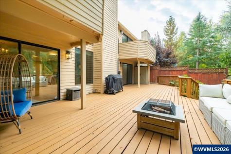 1905 Spicetree Lane SE Salem OR 97306