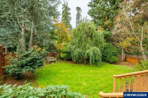 1905 Spicetree Lane SE Salem OR 97306