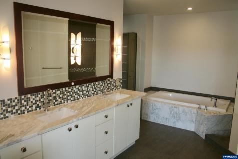 136 SW Washington #402 Avenue Corvallis OR 97333