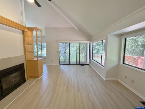 600 Island Drive #7 Drive Gleneden Beach OR 97388