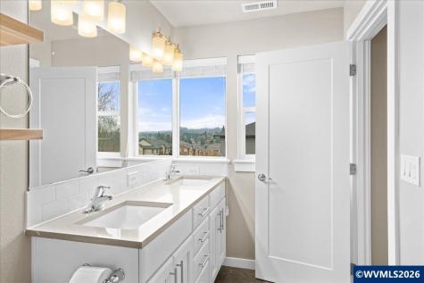 5912 Belknap Springs Street SE Salem OR 97306