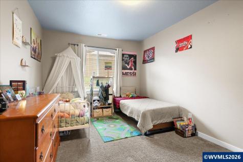 5912 Belknap Springs Street SE Salem OR 97306