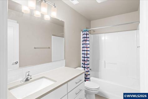 5912 Belknap Springs Street SE Salem OR 97306