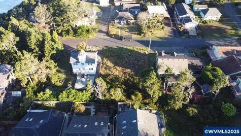 545 NW 56th Street Newport OR 97365