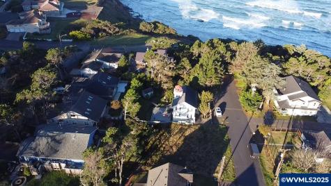 545 NW 56th Street Newport OR 97365