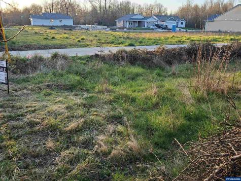 15TH (lot #5) Avenue SW Albany OR 97321