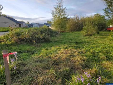 15TH (lot #5) Avenue SW Albany OR 97321