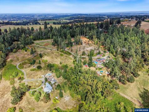 5594 Juntura Avenue SE Salem OR 97317