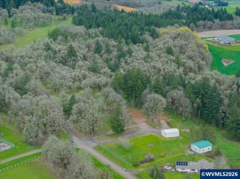 7630 NE Todd Drive Corvallis OR 97330