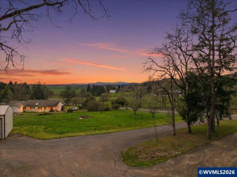 7630 NE Todd Drive Corvallis OR 97330
